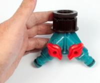 THHC1202 Two-way Y Swivel Coupling (for 1” and 3/4” taps)