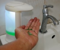 YX-CT33LB Automatic Liquid / Gel Soap Dispenser 330mL Sink Top / Counter Top Battery Model